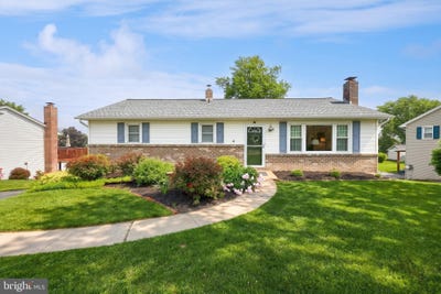 /international/us/221-perry-avenue-york-pa-110108390016/