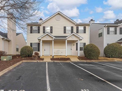 /international/us/109-hammett-grove-lane-greer-sc-110108537626/