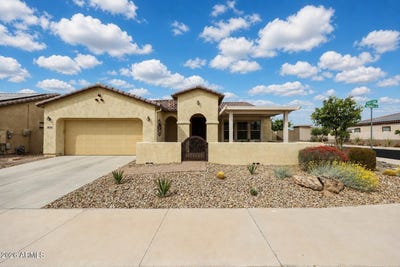 /international/us/18106-w-redwood-lane-goodyear-az-110105260268/