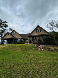 /international/us/151-smith-road-gladewater-tx-110108658047/