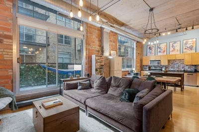 /international/us/521-s-7th-street-minneapolis-mn-110108177092/