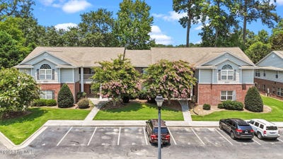 /international/us/2207-locksley-woods-drive-greenville-nc-110100768574/