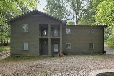 /international/us/1996-memorial-industrial-sc-road-rural-hall-nc-110109945026/