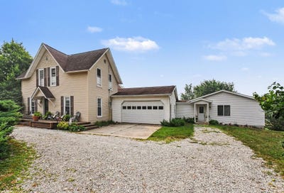 /international/us/18440-county-road-42-goshen-in-110109451124/