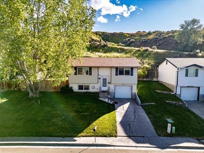 /international/us/569-foothill-blvd-pocatello-id-110108204195/
