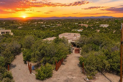 /international/us/1064-bishops-lodge-road-santa-fe-nm-110108478980/
