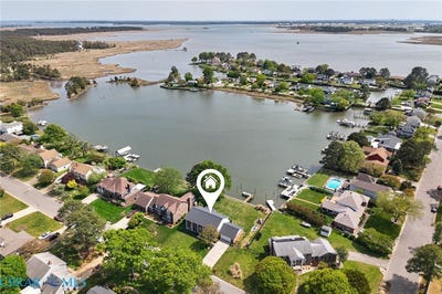 /international/us/6-canal-drive-poquoson-va-110106211553/