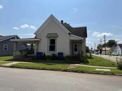 /international/us/1718-1720-12th-street-bedford-in-110102321260/