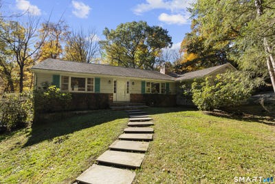 /international/us/55-bartlett-lane-stamford-ct-110120740228/