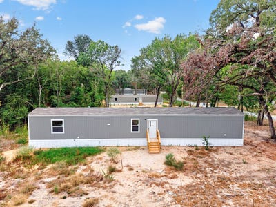/international/us/216-w-acres-road-gun-barrel-city-tx-110120686234/