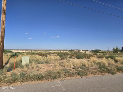 /international/us/757-dash-street-chaparral-nm-110120483147/