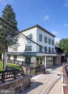 /international/us/15-e-bridge-street-new-hope-pa-110100895930/?lang=en