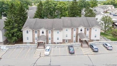 /international/us/5060-harbor-oak-drive-waterford-twp-mi-110109057695/