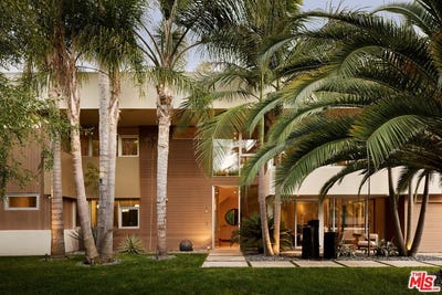 /international/us/3369-fryman-pl-studio-city-ca-110108714329/