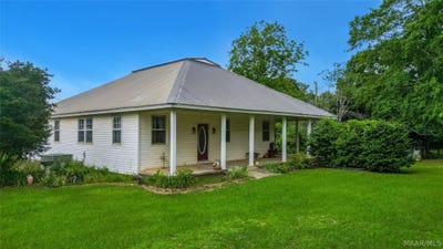 /international/us/112-county-road-64-deatsville-al-110108339667/