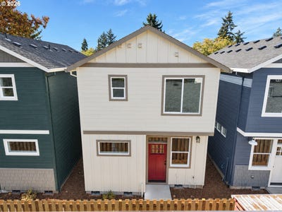 /international/us/8720-se-bybee-blvd-portland-or-110120421921/