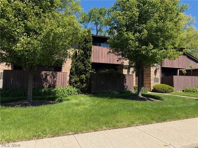 /international/us/3249-mayfield-road-cleveland-heights-oh-110107997918/