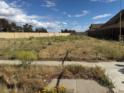 /international/us/0-elm-ave-greenfield-ca-110107628220/
