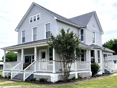 /international/us/70-e-washington-avenue-krebs-ok-110108396297/