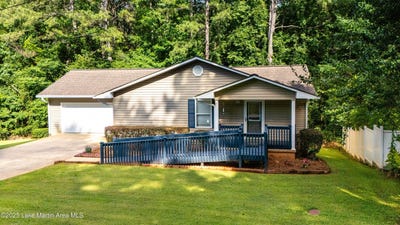 /international/us/72-christopher-cir-alexander-city-al-110100687473/
