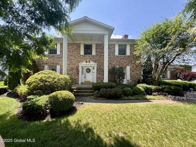 /international/us/3077-new-williamsburg-drive-guilderland-ny-110100162121/