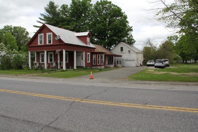 /international/us/20-s-main-street-solon-me-110108442816/