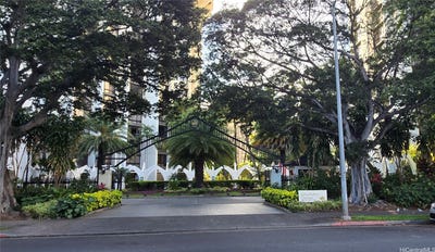 /international/us/300-wai-nani-way-honolulu-hi-110108541739/