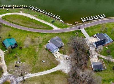 /international/us/17050-spring-beauty-drive-unionville-mo-110107348585/