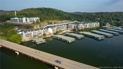 /international/us/426-cedar-heights-drive-camdenton-mo-110108394410/
