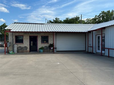 /international/us/1465-n-main-street-jacksboro-tx-110101684183/