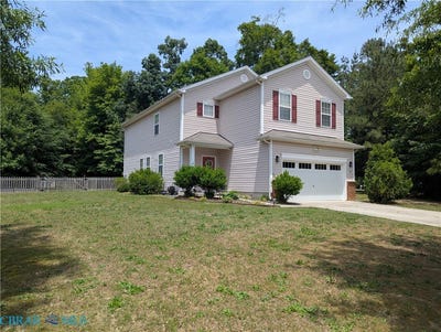 /international/us/7294-jeanne-drive-gloucester-va-110106851677/