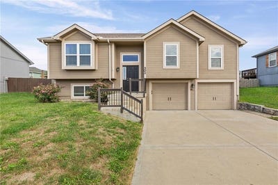 /international/us/502-193rd-street-smithville-mo-110120580537/