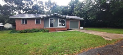 /international/us/199-ne-carroll-pelham-ga-110108388104/