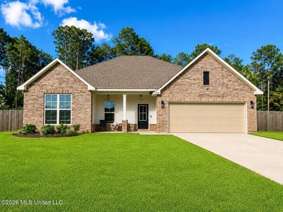 /international/us/11456-memphis-circle-ocean-springs-ms-110108416459/