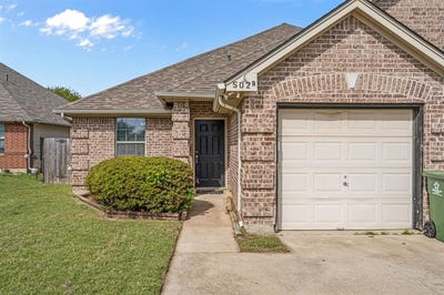 /international/us/502-s-main-street-aubrey-tx-110107686029/