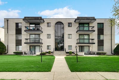 /international/us/5715-129th-street-crestwood-il-110107466857/