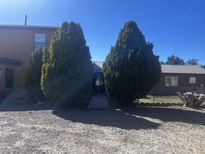 /international/us/19-pine-avenue-cuba-nm-110098632621/