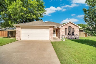/international/us/1517-s-3rd-street-midlothian-tx-110108119635/