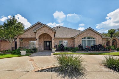 /international/us/1111-telluride-court-midland-tx-110120456667/