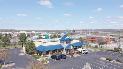 /international/us/19800-e-valley-view-parkway-independence-mo-110099793037/