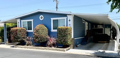 /international/us/24701-raymond-way-lake-forest-ca-110108975270/