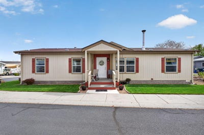 /international/us/2640-sw-evening-primrose-drive-redmond-or-110107381987/