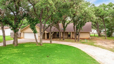 /international/us/801-county-road-529-eastland-tx-110107718990/