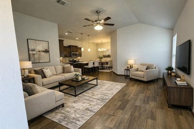 /international/us/2417-northcreek-lane-oklahoma-city-ok-110106734308/