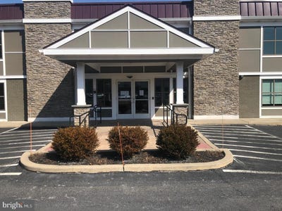/international/us/515-s-west-boulevard-quakertown-pa-110103718877/
