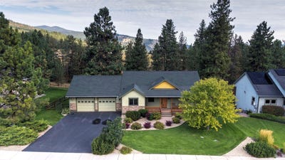 /international/us/10529-coulter-pine-street-lolo-mt-110119906263/