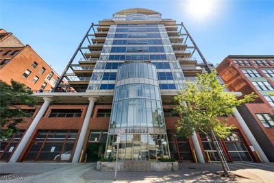 /international/us/701-w-lakeside-avenue-unit-803-cleveland-oh-110099478587/
