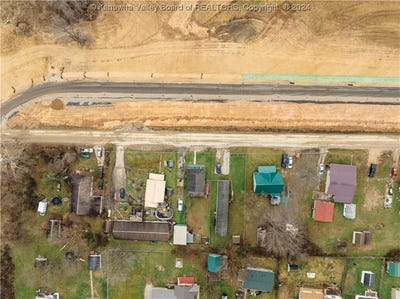 /international/us/2436-benedict-road-culloden-wv-110089329230/