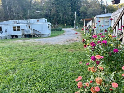/international/us/n-rt-33-119-glenville-wv-110109698490/