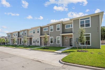 /international/us/3213-link-street-112-bryan-tx-110109193800/
